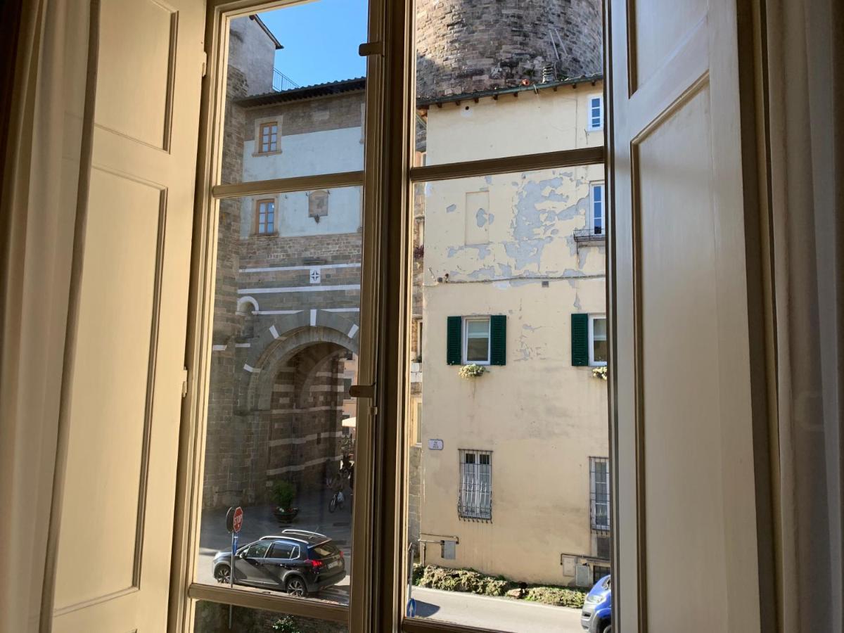 La Terrazza Di Via Elisa Bed & Breakfast Lucca Exterior photo